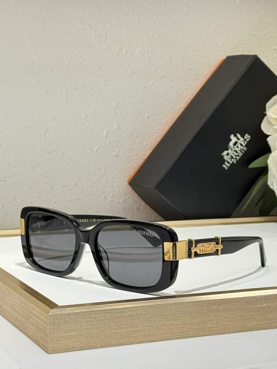 Picture of Hermes Sunglasses _SKUfw75010910fw